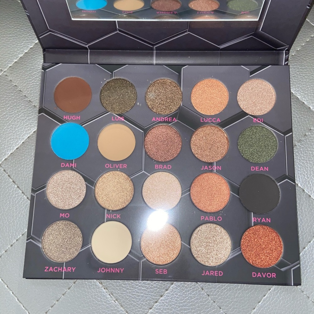 Beebeauty London Barbarella Eyeshadow Palette